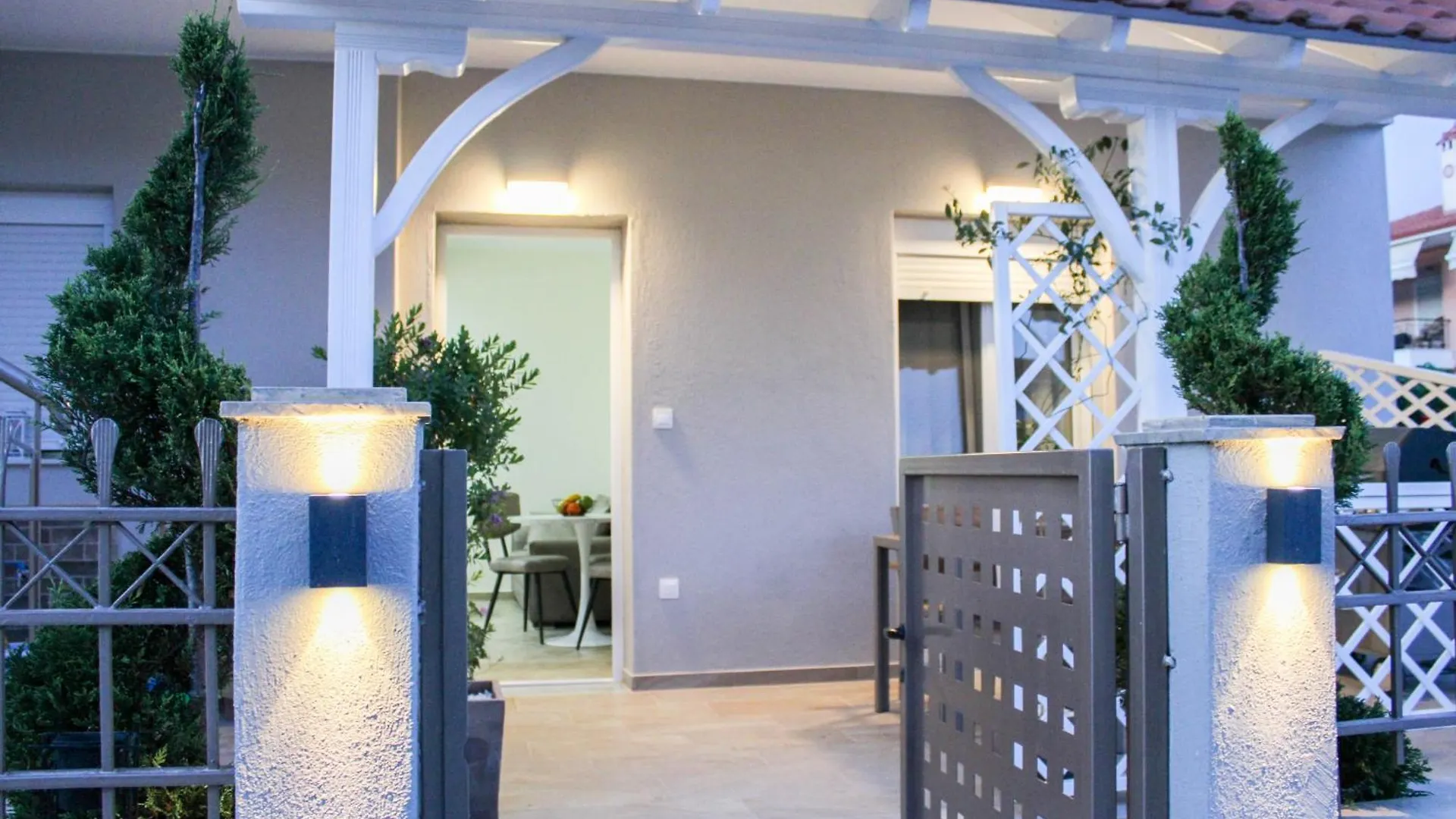 Comfy Apartments Nikiti